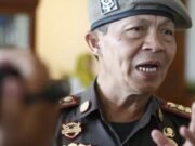 Satpol PP Kutim Patroli di Pasar Ramadan – Secara Humanis Tertipkan Warga Pelanggar Prokes