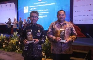 Kutim Sabet Dua Kategori TOP Digital Award 2022 – Ardiansyah Tegaskan Bukan Penghargaan, Tapi Pelayanan Perlu Ditingkatkan