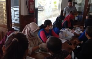 DWP Kutim Rutin Gelar Senam dan Cek Kesehatan