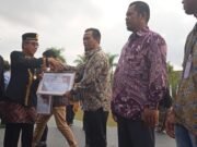 Wujud Apresiasi, Pemkab Berikan Penghargaan ke Insan Berprestasi di HUT Kutim