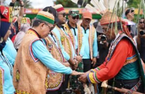 Embob Jengea, Puncak Lom Plai 2024 Sakral dan Semarak