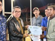 36 Warga Teluk Pandan Terima Sertifikat Bedah Rumah dari Pemkab Kutim