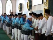Dilepas Bupati, 170 Calhaj Kutim Bertolak ke Embarkasi Sebelum ke Tanah Suci